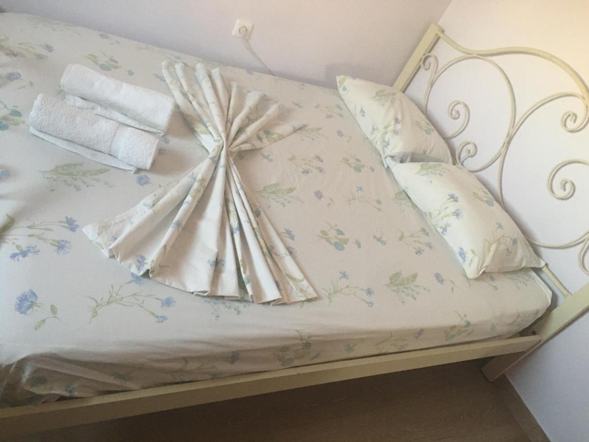 Centrally Located Private Rooms Heraklion  Екстер'єр фото