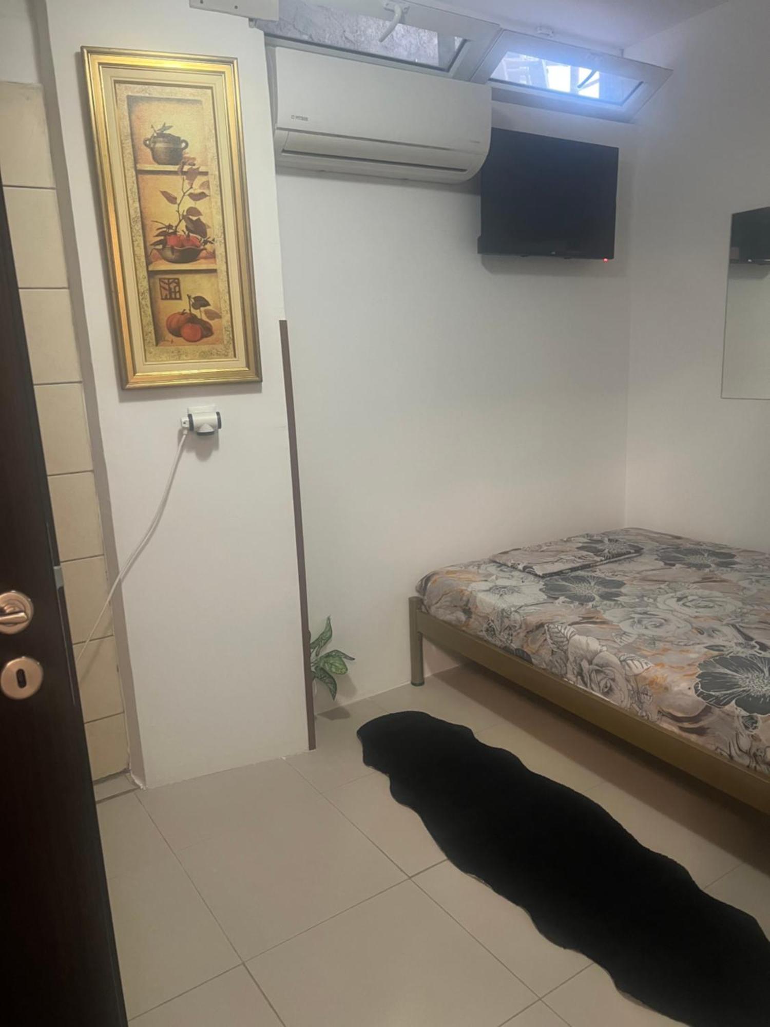 Centrally Located Private Rooms Heraklion  Екстер'єр фото