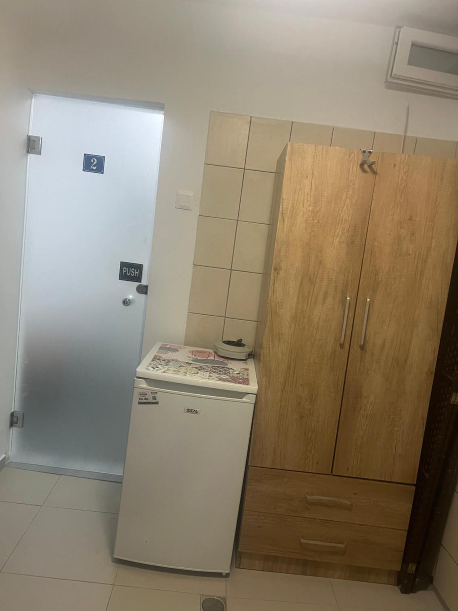 Centrally Located Private Rooms Heraklion  Екстер'єр фото
