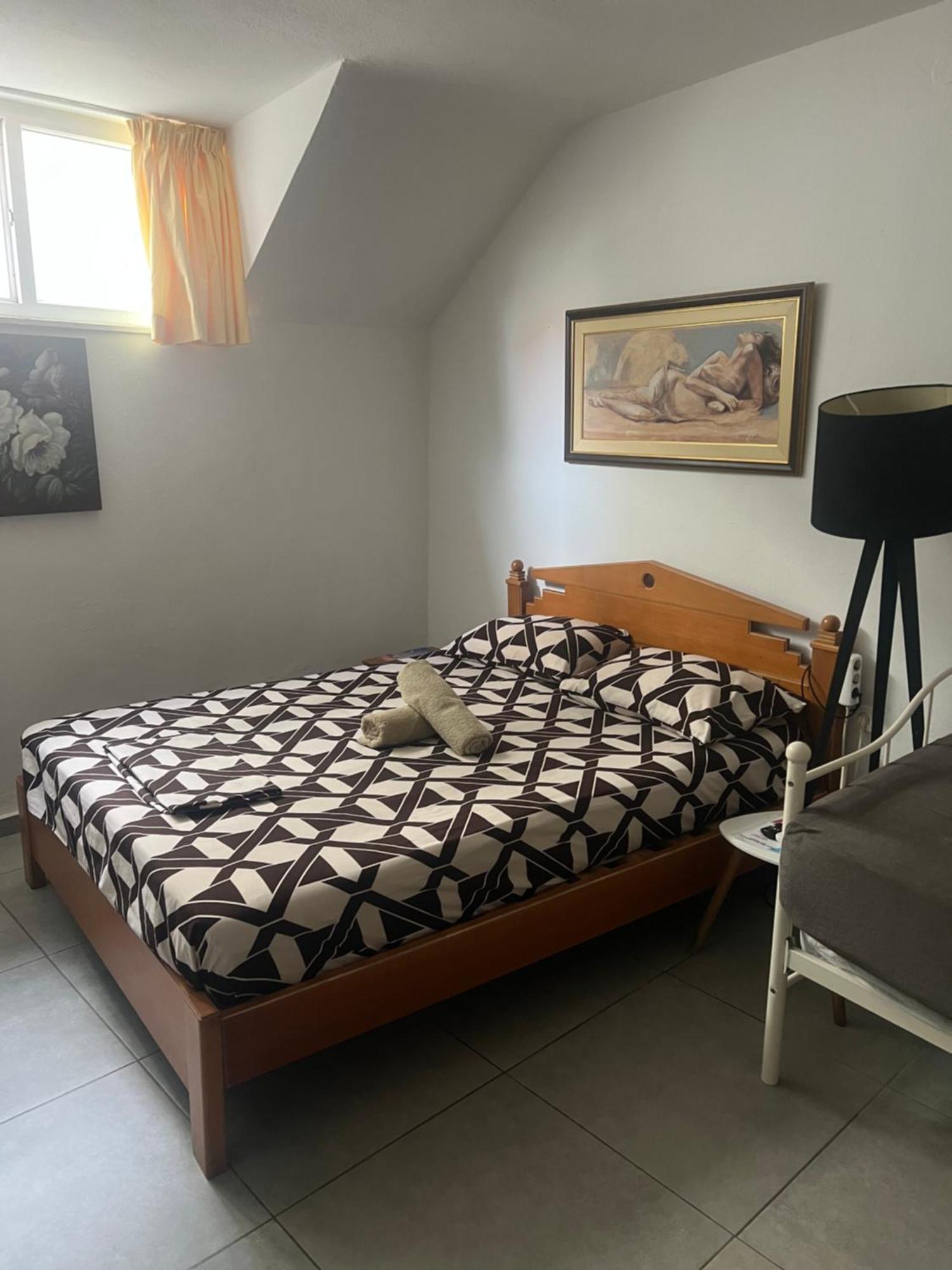 Centrally Located Private Rooms Heraklion  Екстер'єр фото